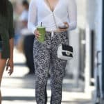 chloe moretz yoga pants 10