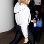 chloe moretz yoga pants 29