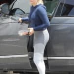 chloe moretz yoga pants 34