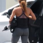 halle berry yoga pants 12
