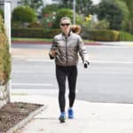 jennifer garner yoga pants 27