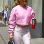 jennifer lopez yoga pants 22