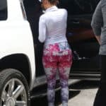 jennifer lopez yoga pants 40