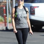 reese witherspoon yoga pants 23