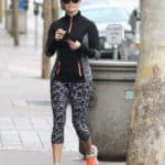 reese witherspoon yoga pants 54