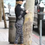 reese witherspoon yoga pants 56