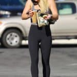 hilary duff yoga pants