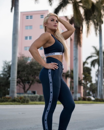 Mandy Sacs Yoga Pants 7 Pictures G